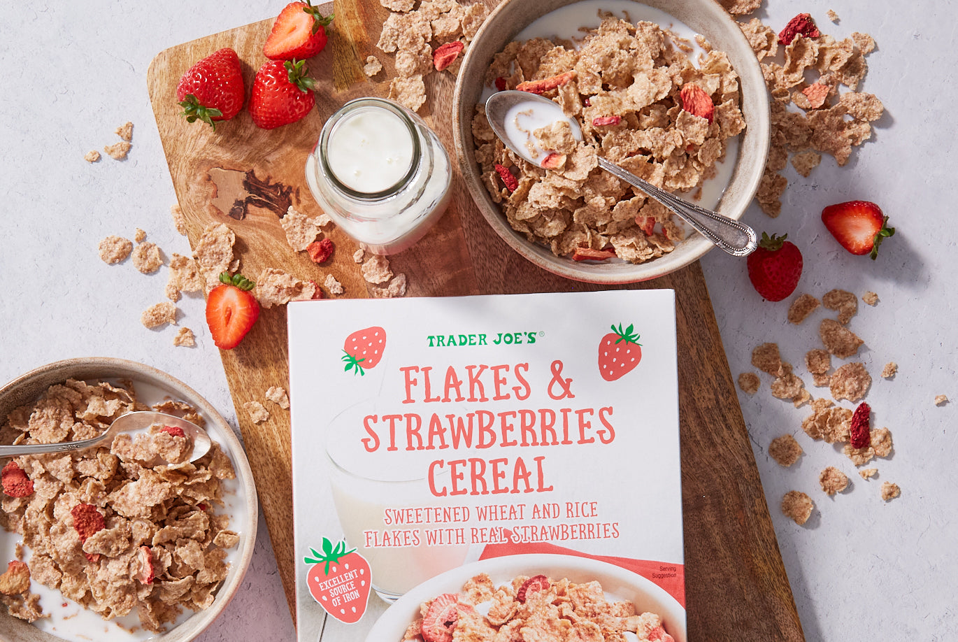 Flakes & Strawberries Cereal